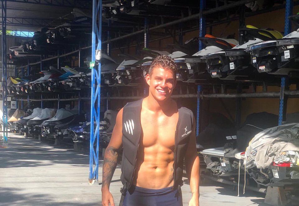 FAMOSOS | Vaza nude de Antônio Rafaski, Ex-BBB17